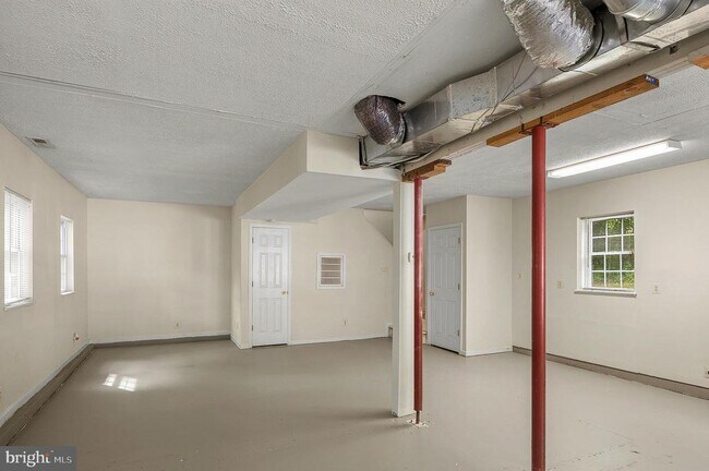Building Photo - 2510 Davidsonville Rd