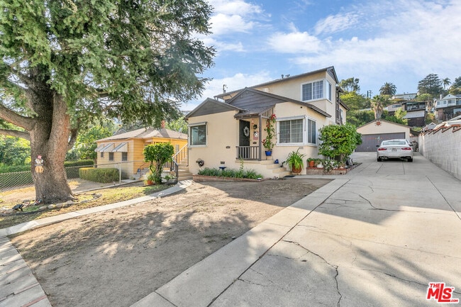 Building Photo - 4537 College View Ave