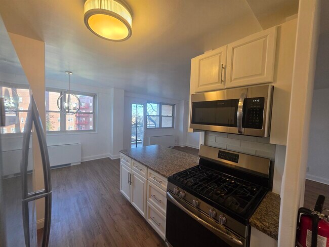 Building Photo - 7100 JFK Blvd E