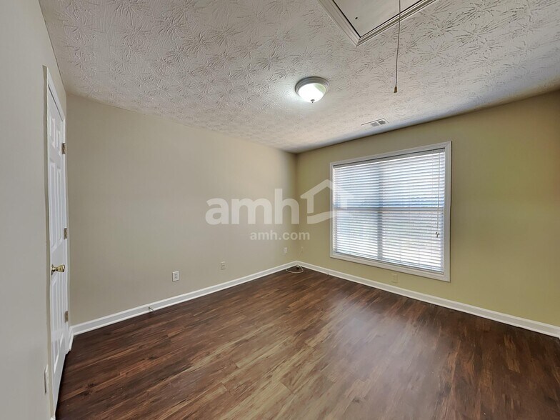 Building Photo - 3270 Hampton Trace Ct