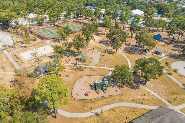 Building Photo - 1558 San Sebastien Dr