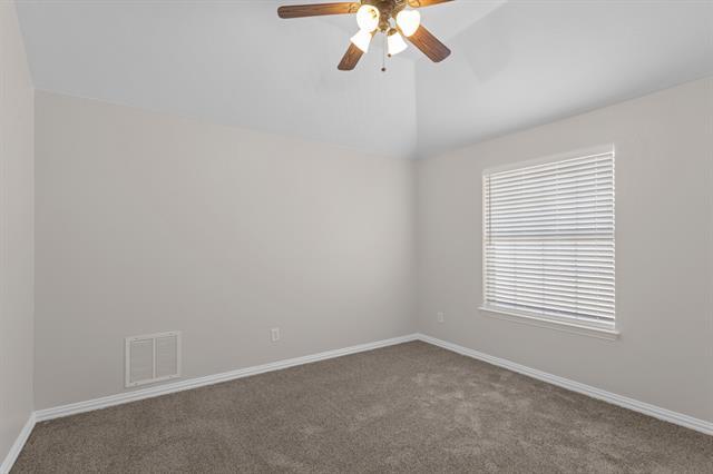 Building Photo - 1441 Golf Club Dr