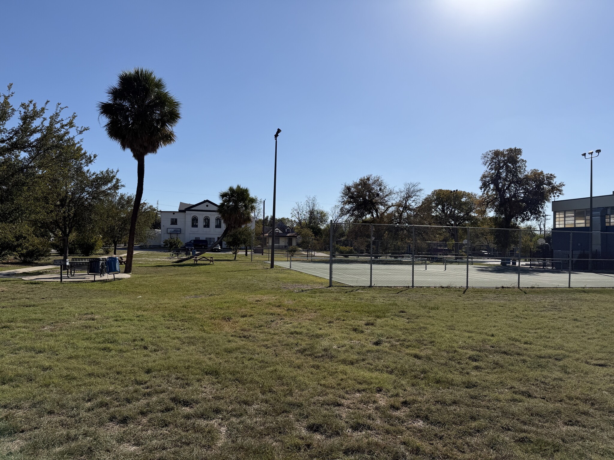 Building Photo - 343 Porter St