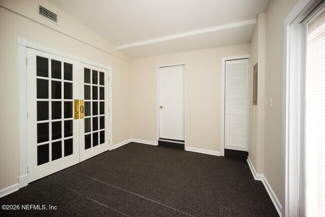 Building Photo - 1794 Rogero Rd
