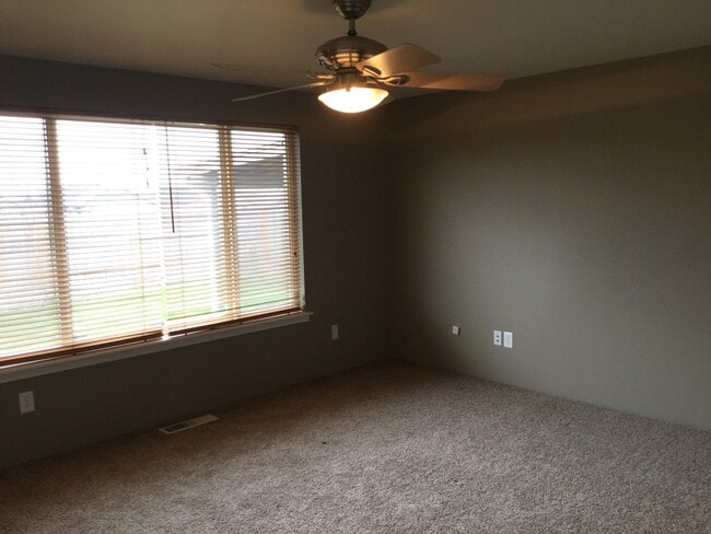 Building Photo - Cute Home in Great Southwest Neighborhood!