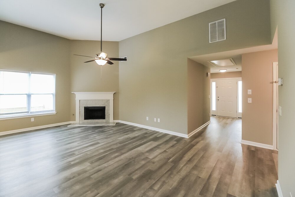 Building Photo - 206 Nadia Ct