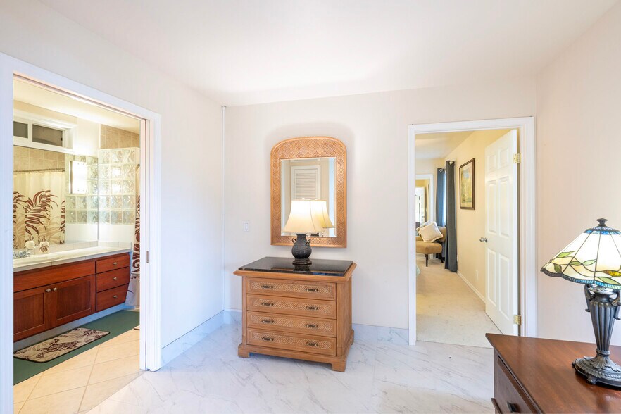 Building Photo - 77-6493 Kali Iki St