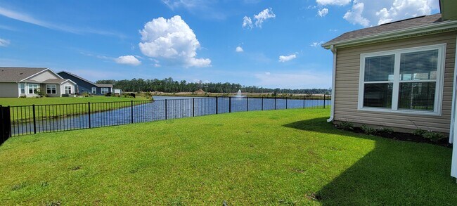 Building Photo - 1072 Caprisia Lp