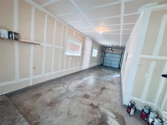 Building Photo - 408 Yucca House Dr