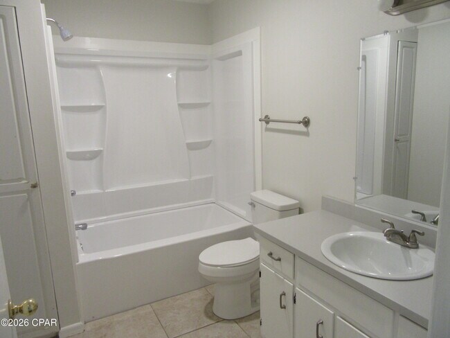 Building Photo - 8629 Deerpoint Dr