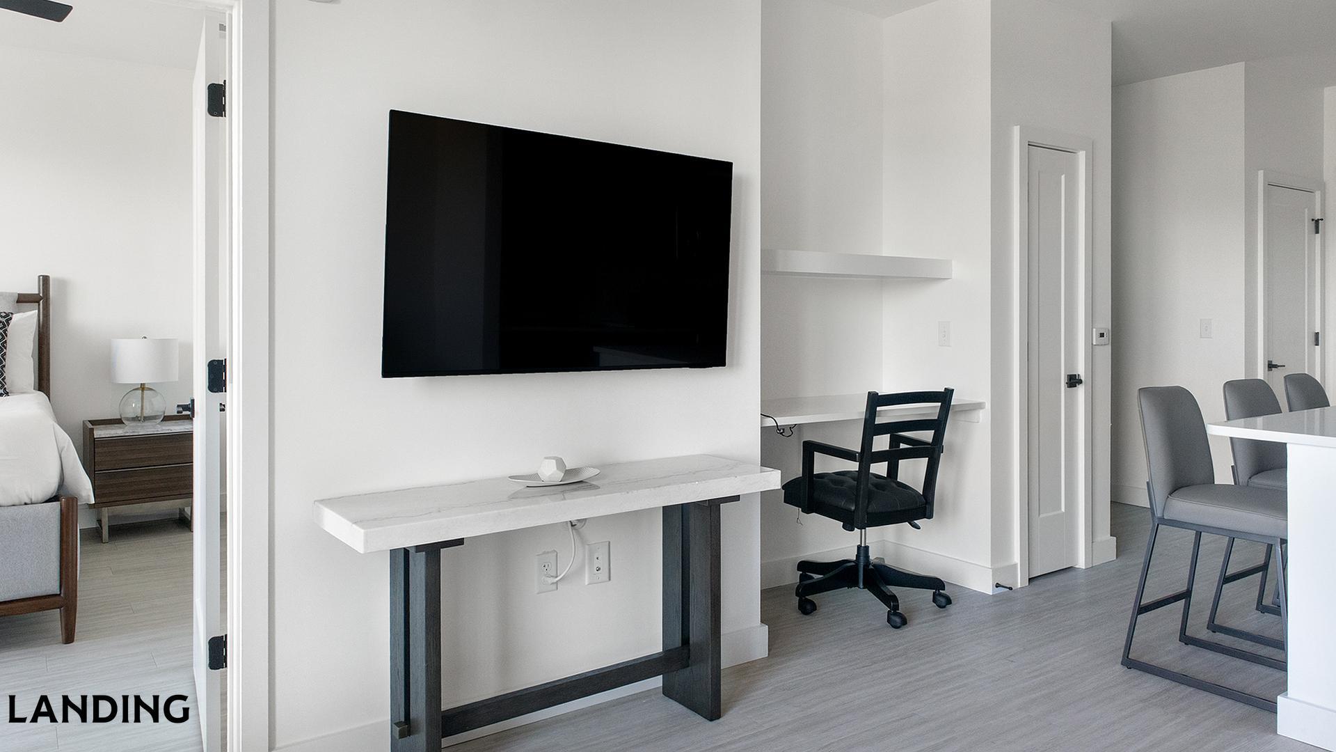 Building Photo - 1007 S Mint St