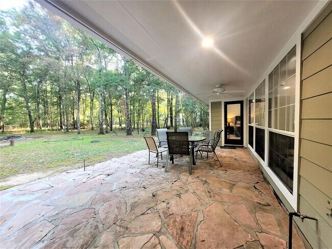 Building Photo - 23976 Arrowhead Point