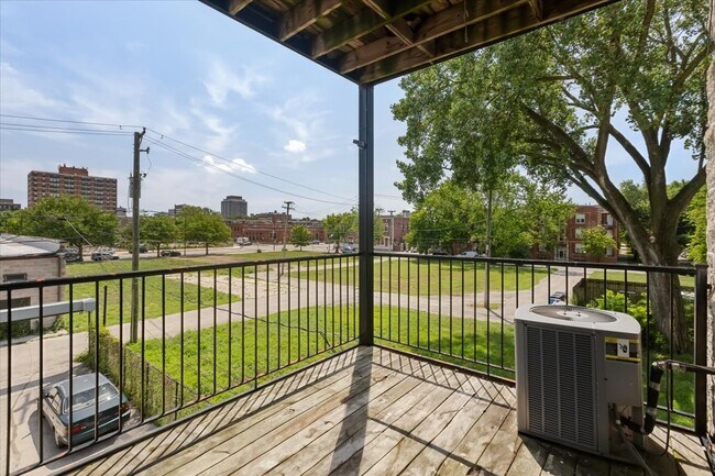 Building Photo - 4541 S Evans Ave