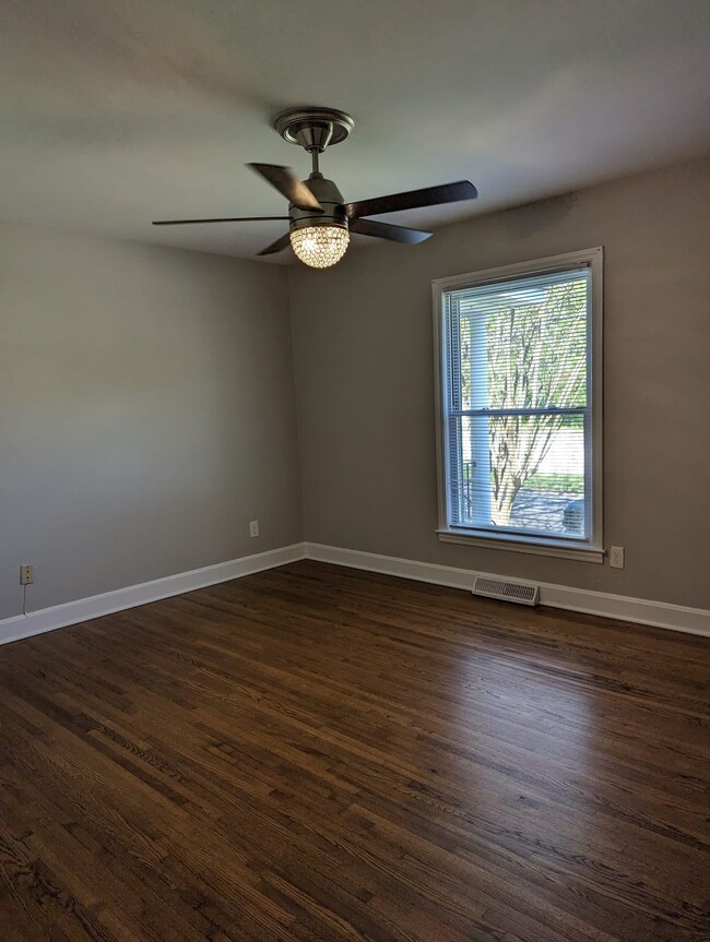 Building Photo - 6612 Woodstream Dr