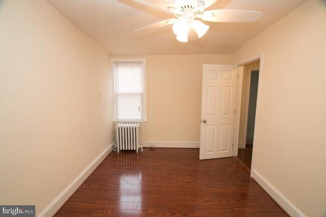 Building Photo - 606 Reed St