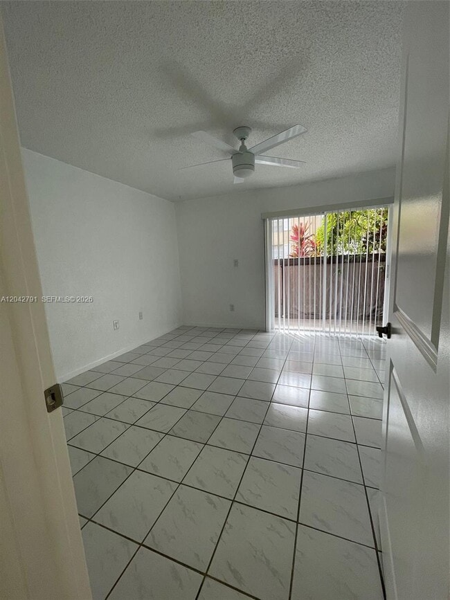 Building Photo - 10832 SW 88th St
