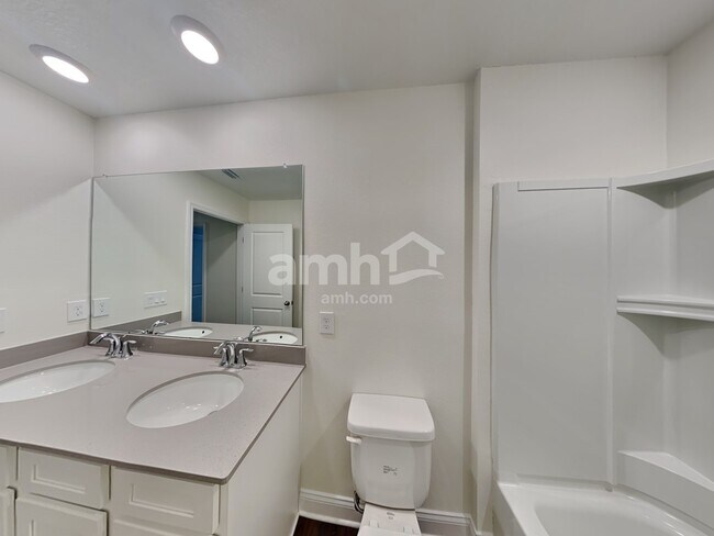 Building Photo - 2518 Sunrise Ct