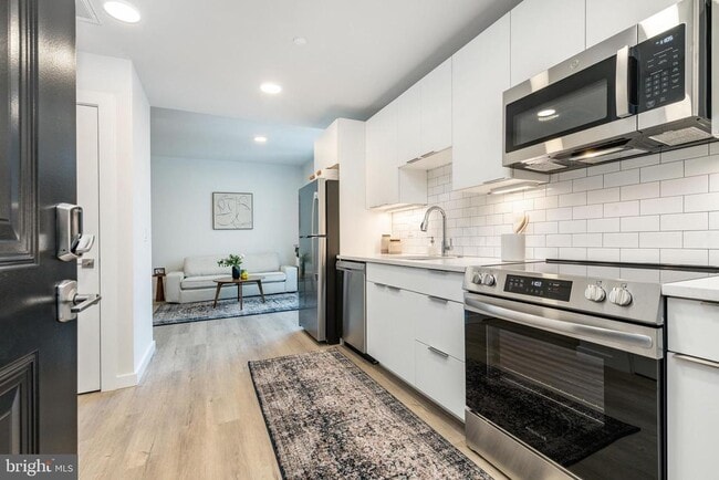 Primary Photo - 1130 N Delaware Ave