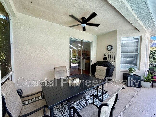 Building Photo - 11113 Avery Oaks Dr