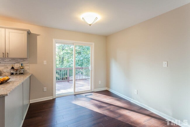 Building Photo - 8324 Bellingham Cir
