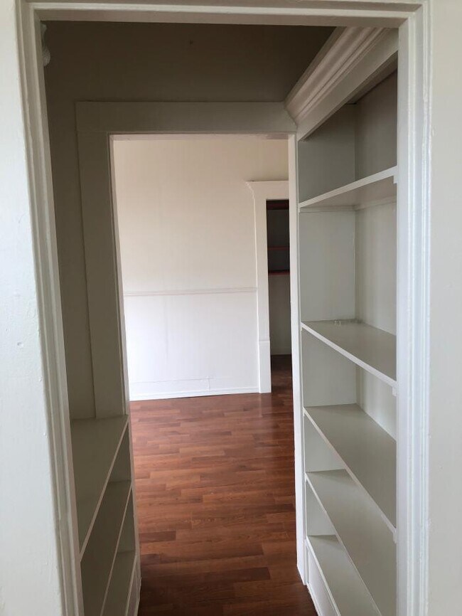 Building Photo - 1 bedroom in San francisco CA 94117