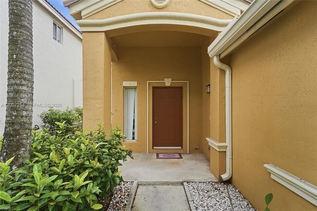 Building Photo - 1004 Golden Cane Dr