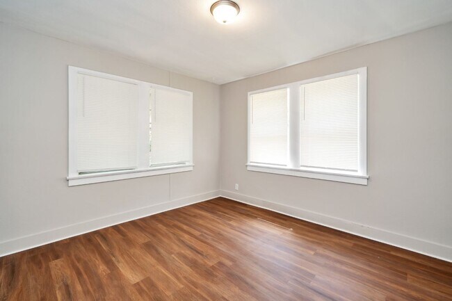 Building Photo - Newly Renovated 3-Bed, 2-Bath Home in Birm...