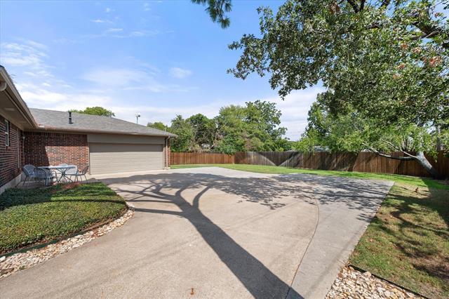 Building Photo - 3204 Brown Trail