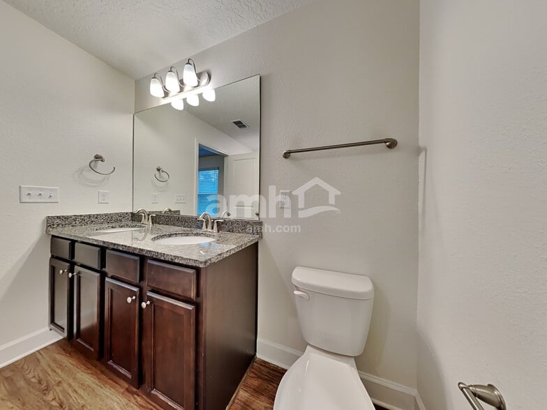Building Photo - 2870 Calebs Cove Way