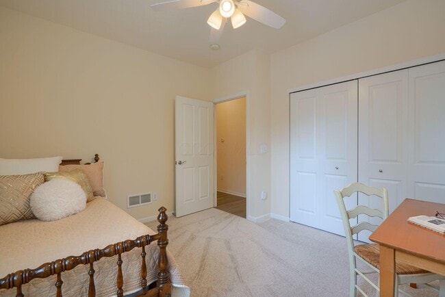 Building Photo - 6183 Donegan Way