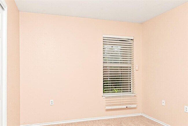 Building Photo - 1420 Poppy Seed Ln