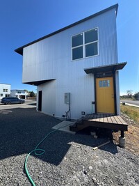 Building Photo - 1BR, 1BA with Huge Garage