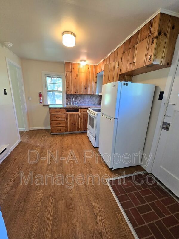 Building Photo - 448 Zinc Ln