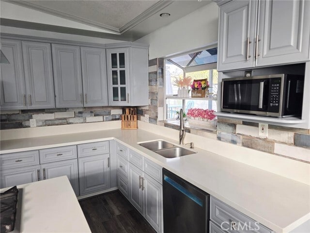 Building Photo - 917 Helmsdale Ave