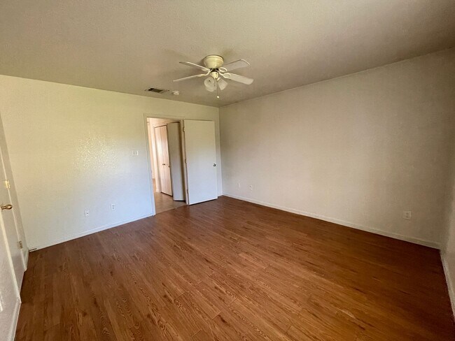 Building Photo - 3405 Atkinson Ave