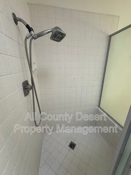 Building Photo - 72795 Fleetwood Cir