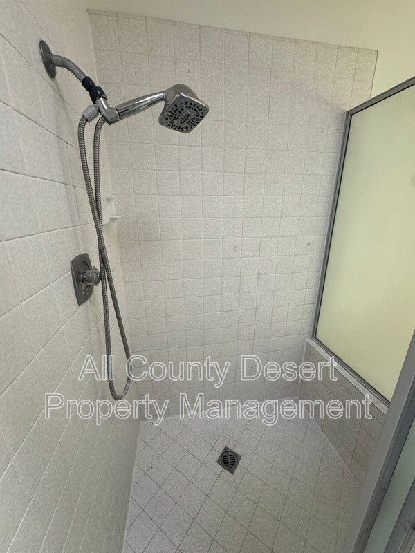 Building Photo - 72795 Fleetwood Cir