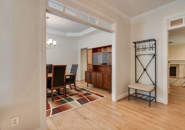 Building Photo - 117 Buckhurst Dr