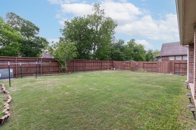 Building Photo - 5314 Belle Manor Ln
