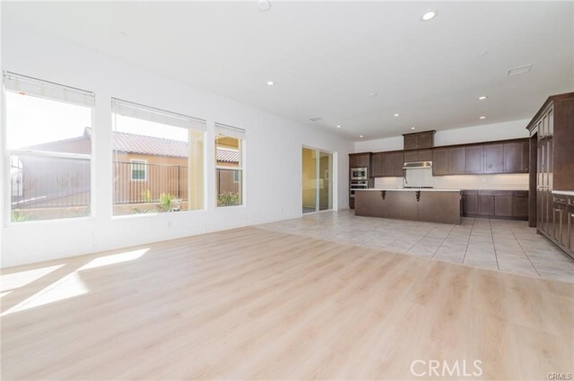 Building Photo - 20756 Spruce Cir
