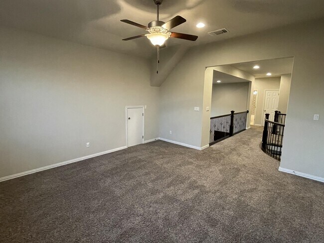 Building Photo - 12383 Mesa Verde Dr