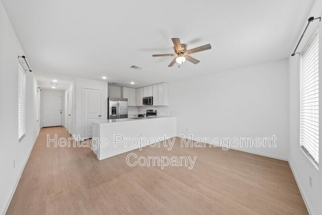 Building Photo - 12135 Floral Blossom