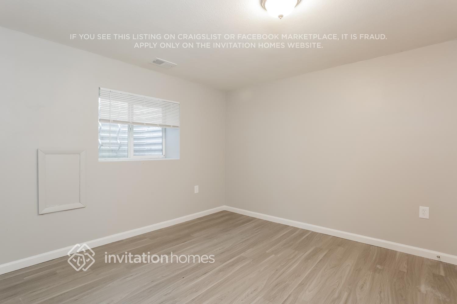 Building Photo - 4895 S Pagosa Cir