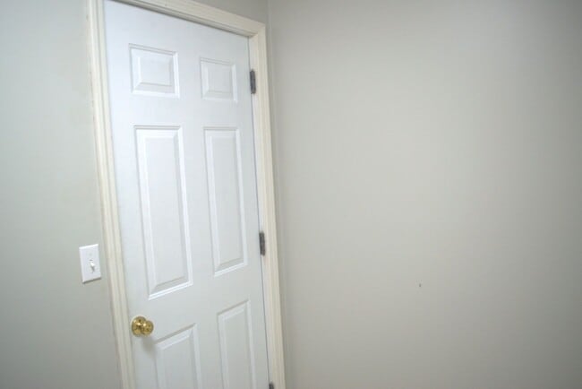 Building Photo - 309 Grampian Dr