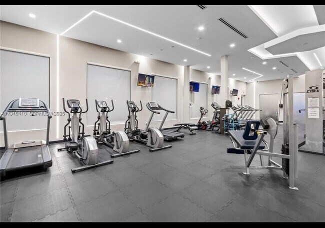 Building Photo - 3102 NE 3rd Dr