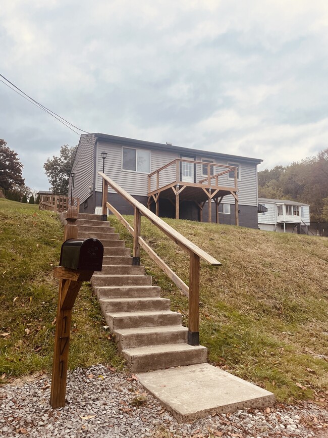 Front Of House - 171 Bessemer St