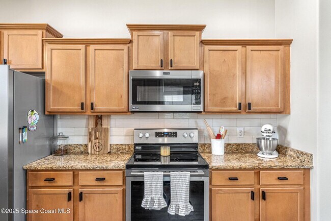 Building Photo - 5724 Trieda Dr