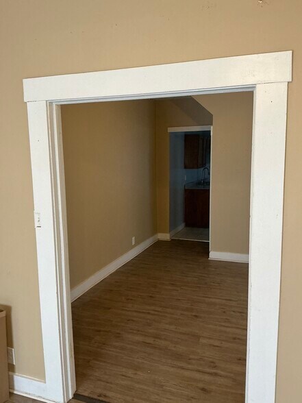 Building Photo - 1524 N E St