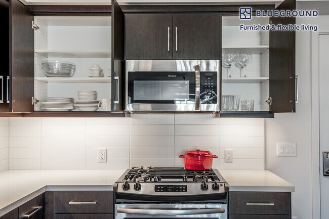 Building Photo - 10601 Washington Blvd