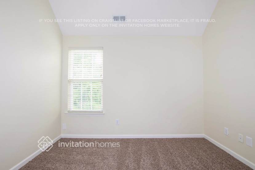 Building Photo - 537 Moss Stream Ln